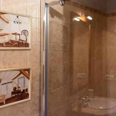 Alloggio per agriturismo La Castanona Buiza